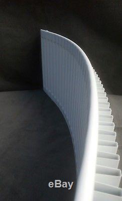 Bowed bay curved domestic central heating radiator